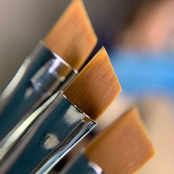 eyebrow brush short bristles for tint and henna